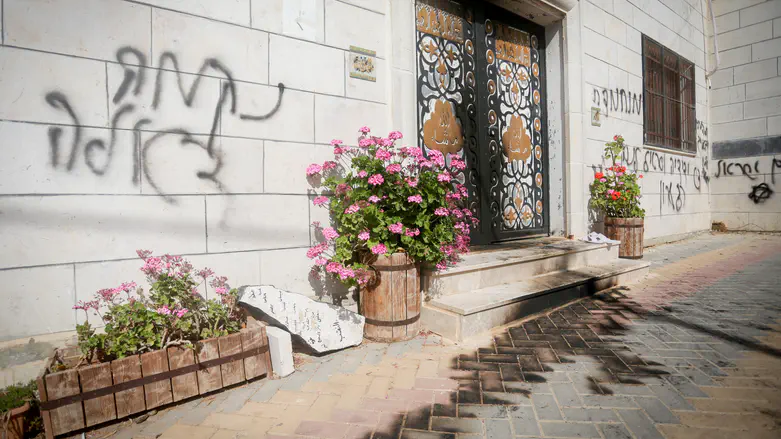 ‘Hate crime’ or hoax? Hebrew blunders raise eyebrows