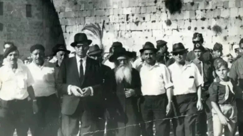 אמונה, גבורה והכרעה בלתי נתפסת