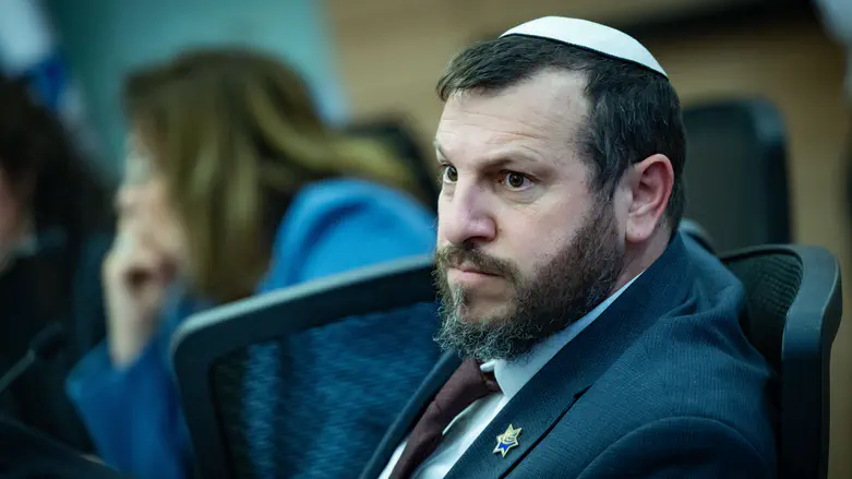 Flash 90 Minister Eliyahu compares Netanyahu pardon to Line 300 affair