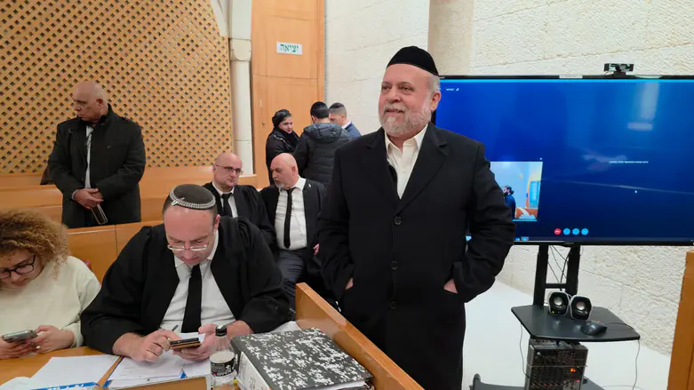 משה יזדי הורשע בעבירות קשות נגד נשים