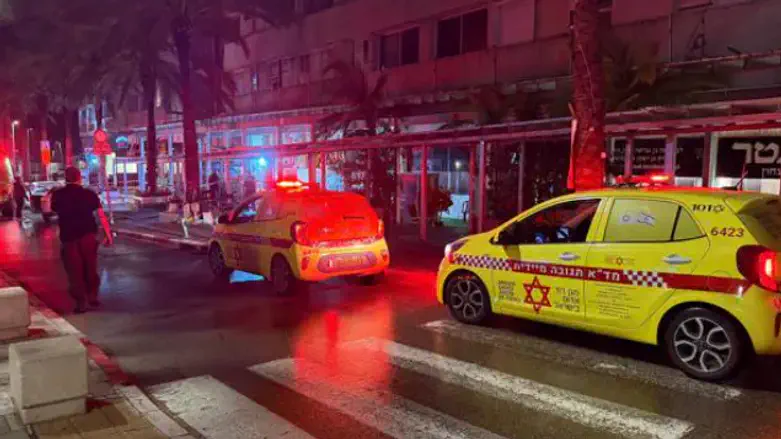 צעיר נורה למוות בהרצליה, בן 17 נפצע