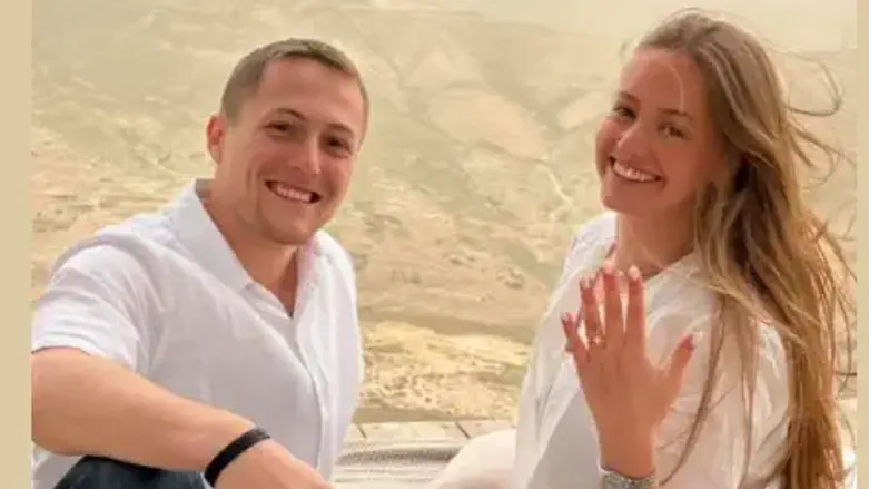 Facebook Tal Dee announces engagement - on day her mother was killed