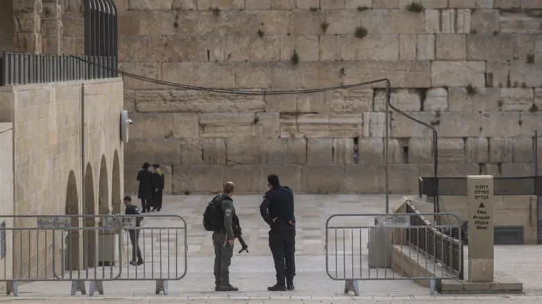 צילום: Chaim Goldberg/Flash90 Police request approval to open Western Wall and Temple Mount