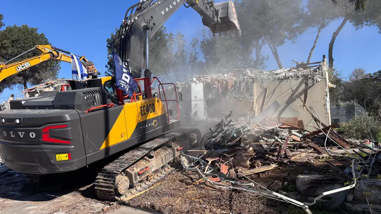Gat family home in Kibbutz Be'eri demolished