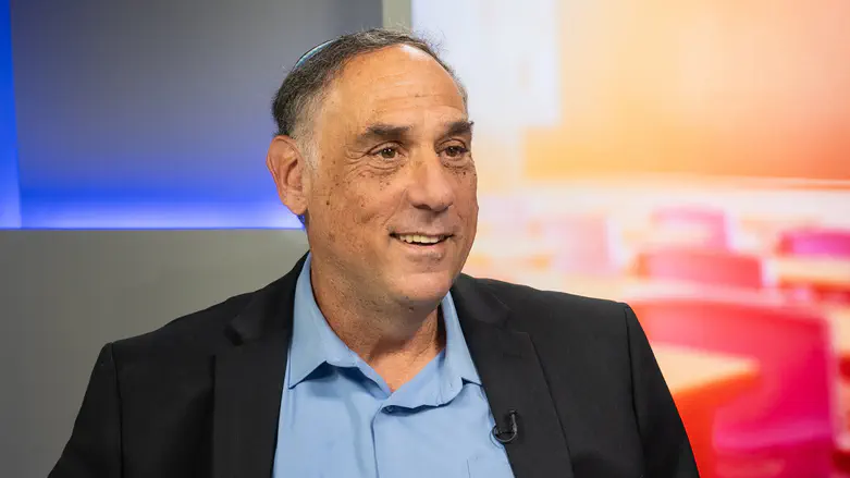 אלחנן גלט: לקצר את החופש הגדול