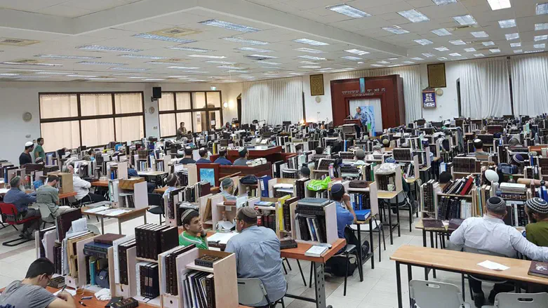 Yeshivat Elon Moreh publishes quotes from fallen students