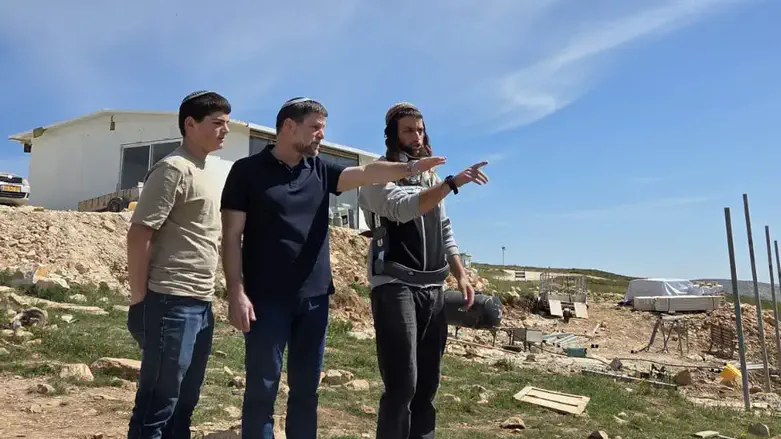 יהושע שרמן משתף בכאב ובשליחות: להיאחז באדמות המולדת