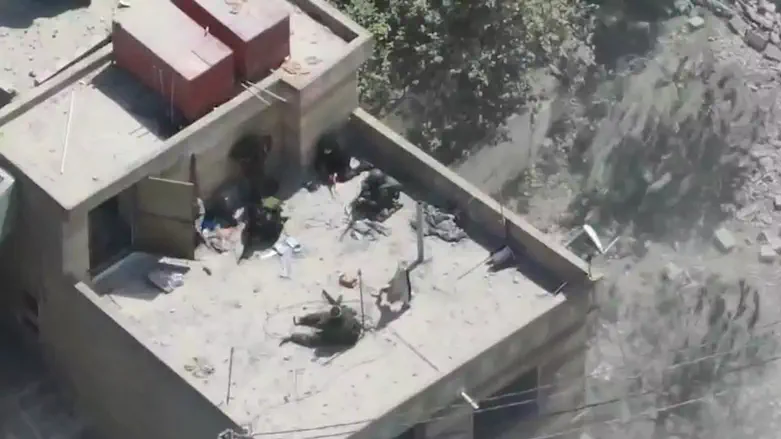 Paratroopers eliminate six terrorists in Bint Jbeil