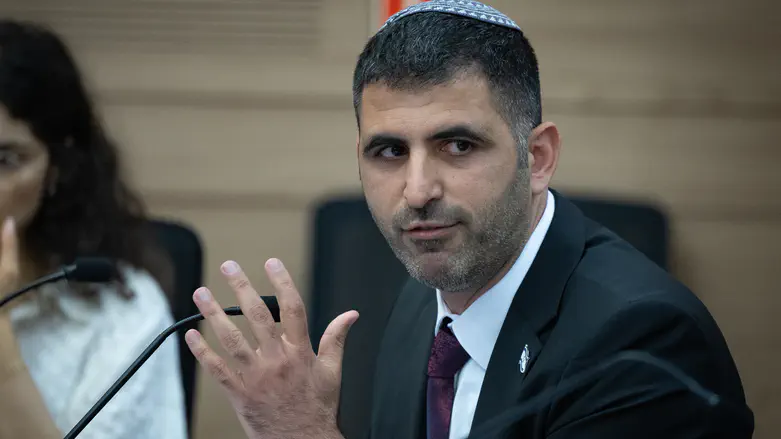 המתקפה של השר קרעי