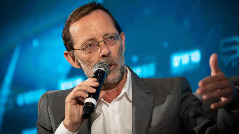 משה פייגלין מציב יעד: „נדרוש את משרד הביטחון”