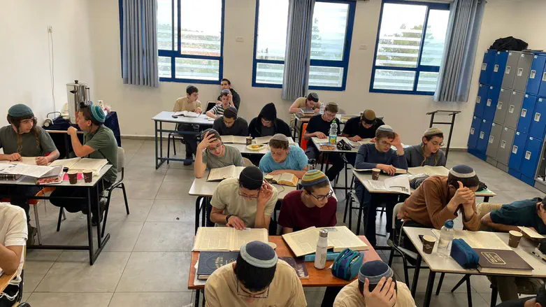 תלמידי ט' סיימו מסכת ביום אחד