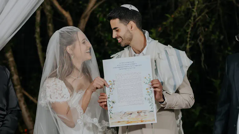 הדברים העוצמתיים של אמונה ואריאל בחופה