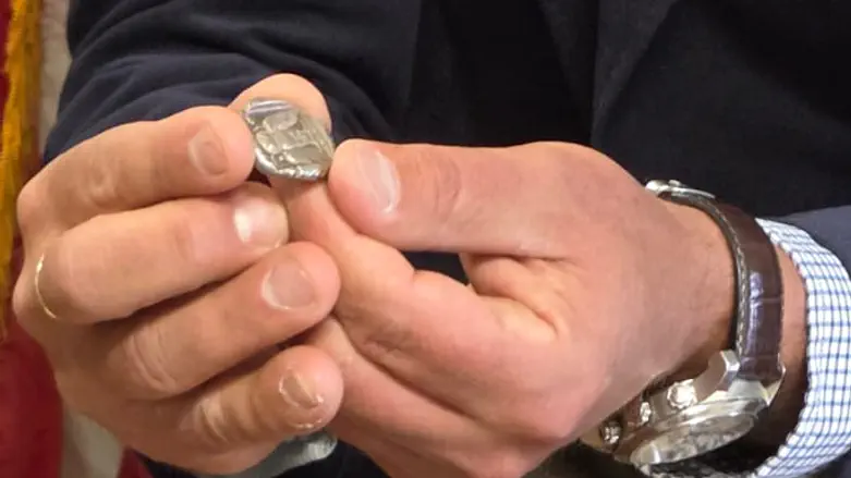 Antiquities Trafficking Unit Rare coins returned to Israel in international operation