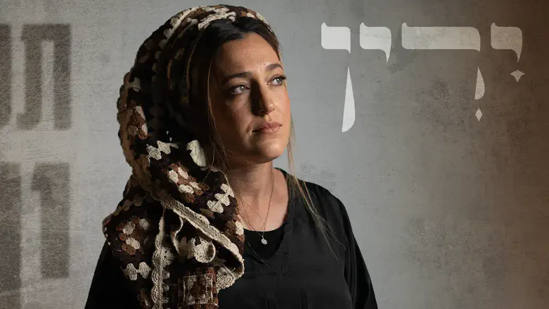 „תכף הענן יחלוף”: ירין נקטלוב שרה על פציעת בעלה בקרב בלבנון