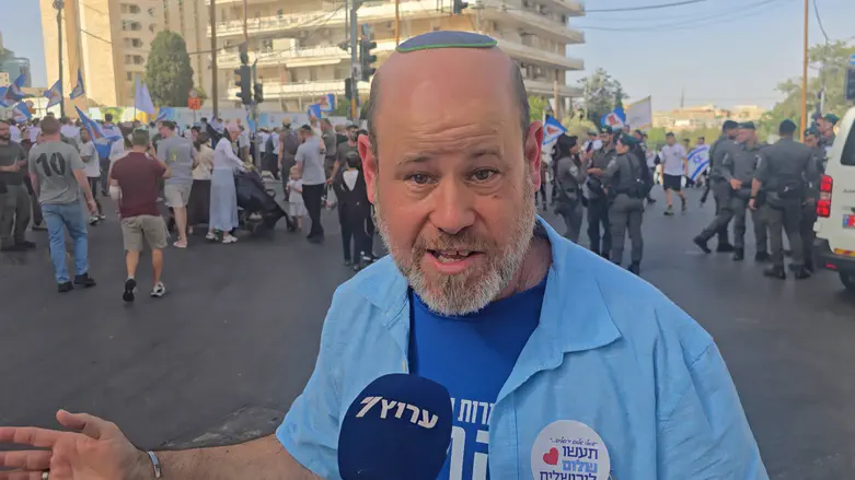 „המון כיפות סרוגות” | אייל גור לערוץ 7: לפתוח את יום ירושלים לקהלים רחבים יותר