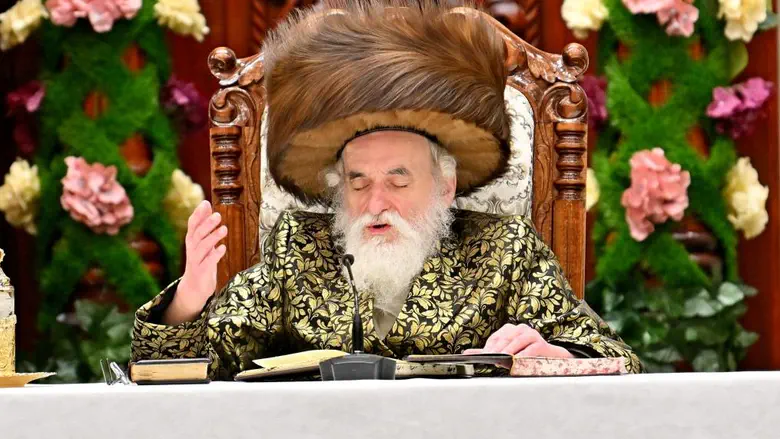 Vizhnitz: Torah reading sells for $4 million