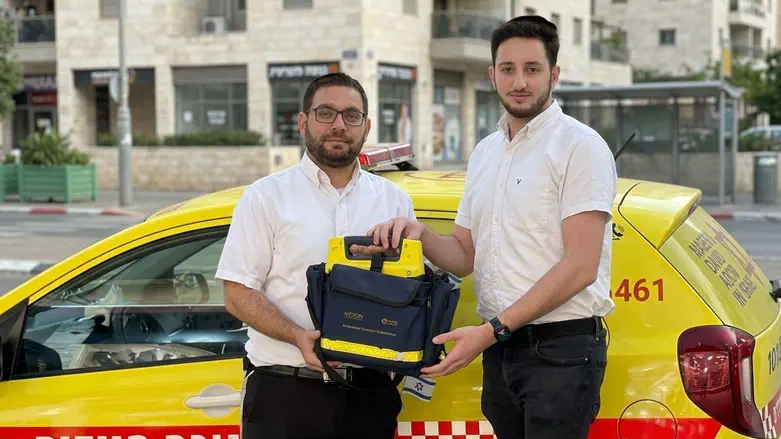 El Al employees save man suffering cardiac arrest at airport