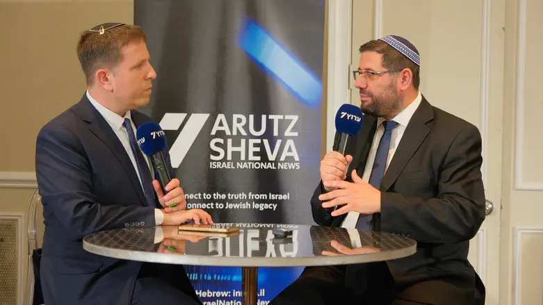'The Jewish People must continue walking with pride'