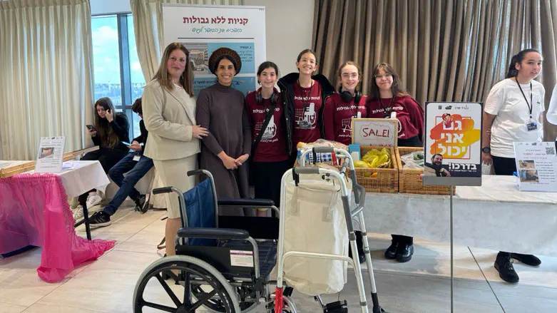 אין פתרון דומה בעולם: הפיתוח של תלמידות כיתה ח’ מקדומים