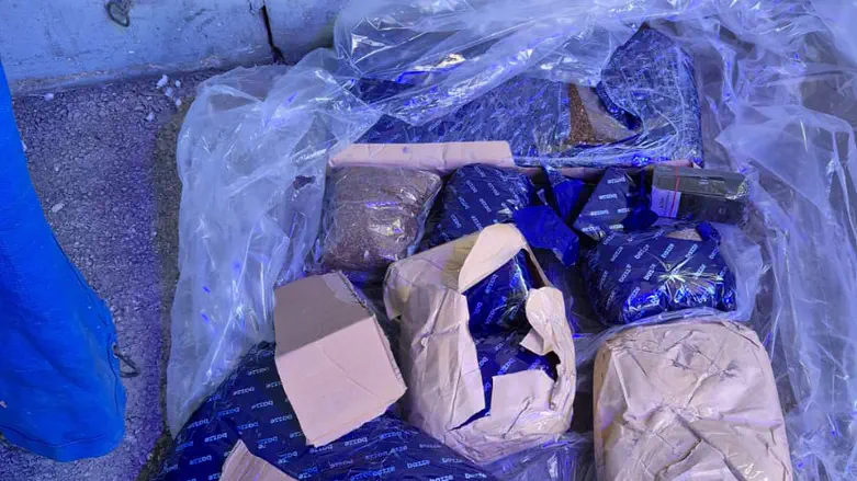 COGAT Spokesperson's Unit Attempt to smuggle tobacco into Gaza in wheelchairs thwarted