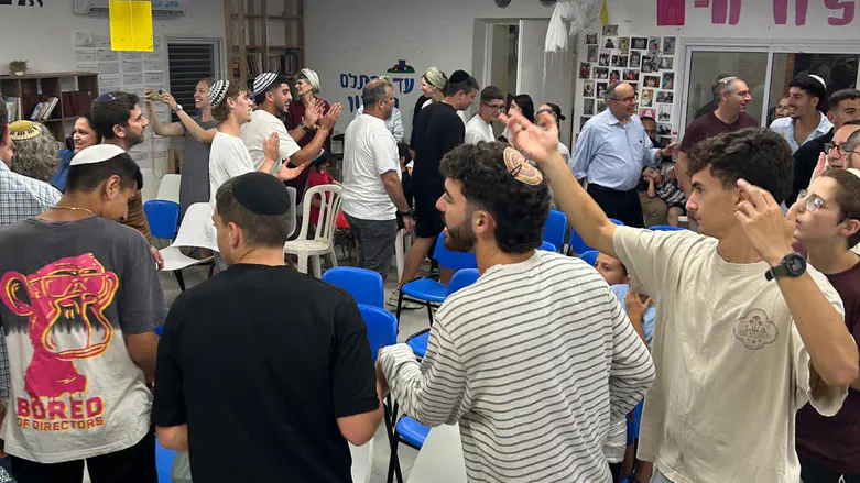 Courtesy of the family How a Torah Scroll saved from Kristallnacht journeyed to Nahal Oz