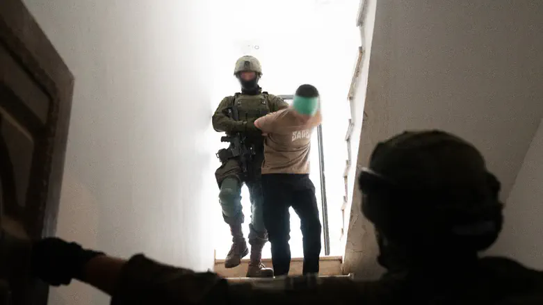 Arms dealers arrested in Bethlehem operation