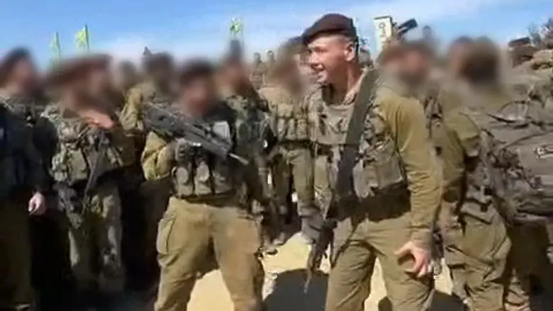 Видео: капитан Давид Хазут (הי"ד) со своими однополчанами