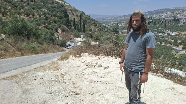 Bereaved family demands the demolition of the terrorist's home