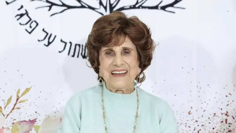 נפטרה הרבנית נעמי הדרי, אשת ראש ישיבת הכותל הרב ישעיהו הדרי זצ”ל