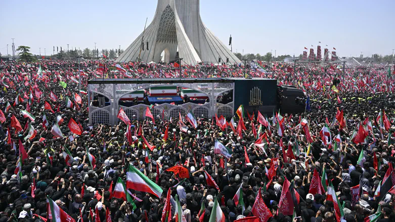 Report: Iranian President and Foreign Minister attacked