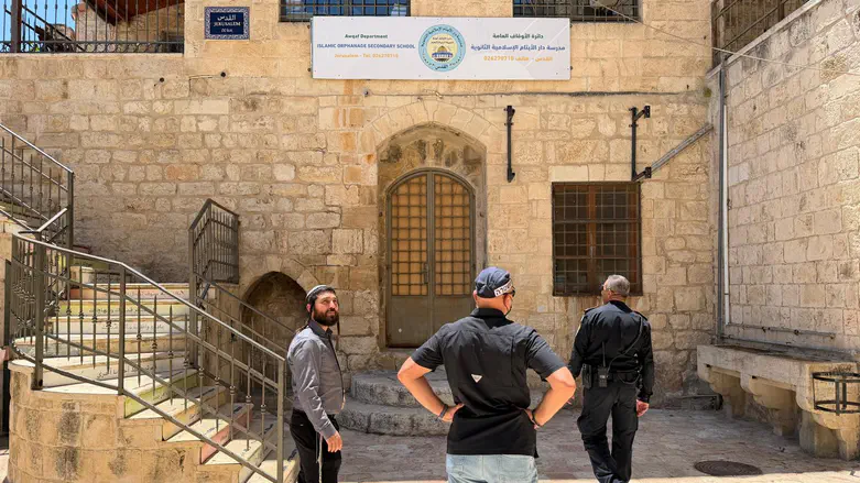 Illegal Waqf school operates in Jerusalem