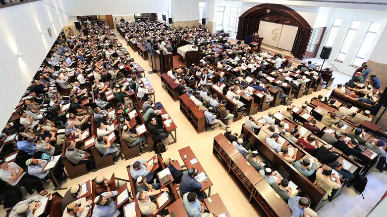 כנס חיי עולם בישיבת הר המור