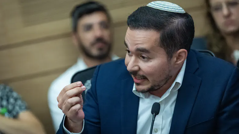 Likud MK Dan Illouz Resigns Over Haredi Draft Exemption Law That Cleared Knesset