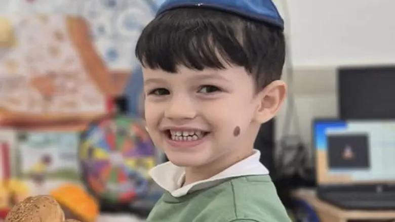 המשטרה ממשיכה בחיפושים אחר יובל כוגן בן ה-4 שנעדר באזור חוף חופית באשקלון