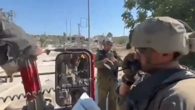 לוחמי צה”ל בירכו על הולדת הבת – ואז פוצצו תשתיות טרור בדרום לבנון