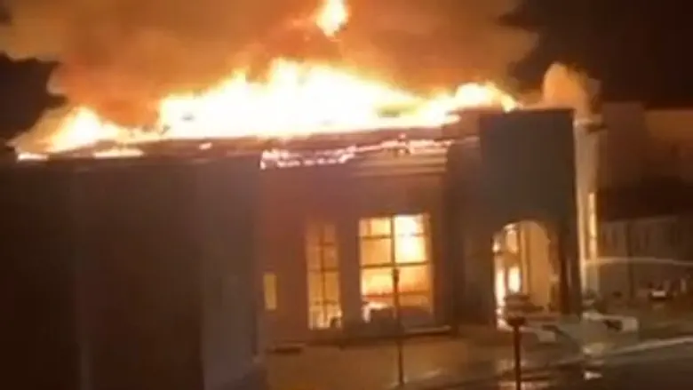 Massive fire at Ba'al Hatanya's gravesite in Ukraine