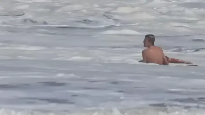 Watch: Teen's heroic rescue amazes Trump