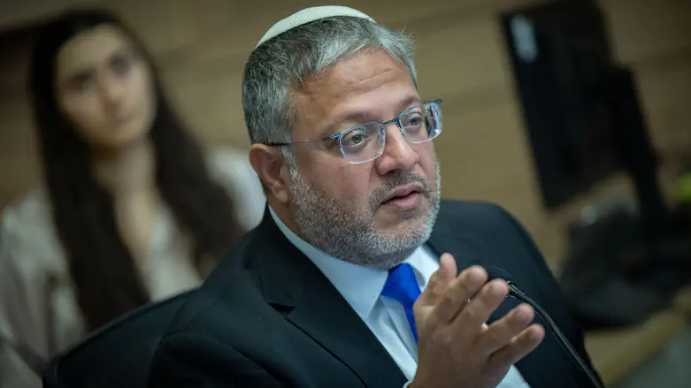 הסרטון שמעורר סערה: "המחבלים בוכים בלילה"