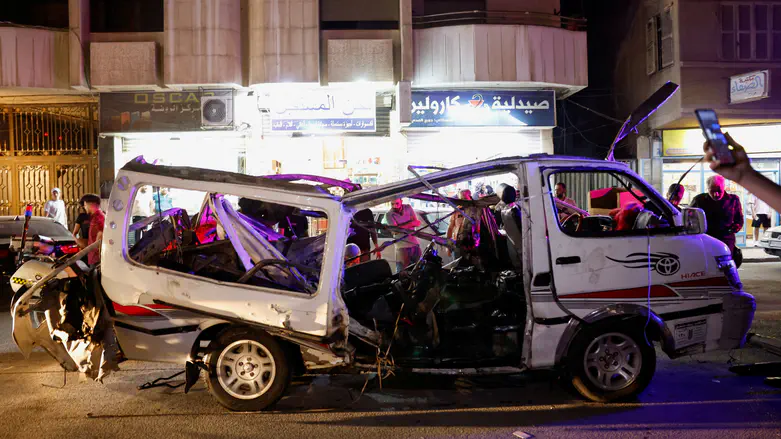 Jaramana minibus bomb kills two, injures 13 in Damascus suburb