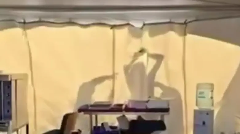 צילום מסך Attempted knife attack targets Israeli tent in Canada