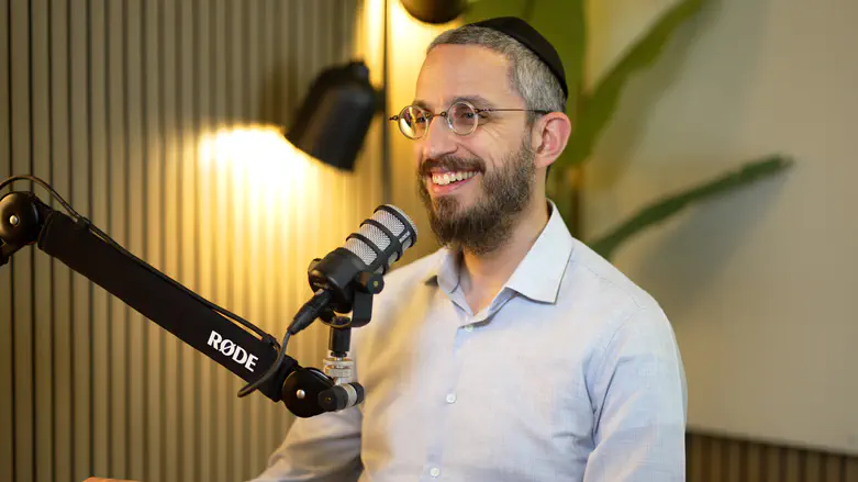 מ”יתגדל” ועד „ילד טרמפולינה”: שמחה פרידמן מספר על הדרך והחלומות