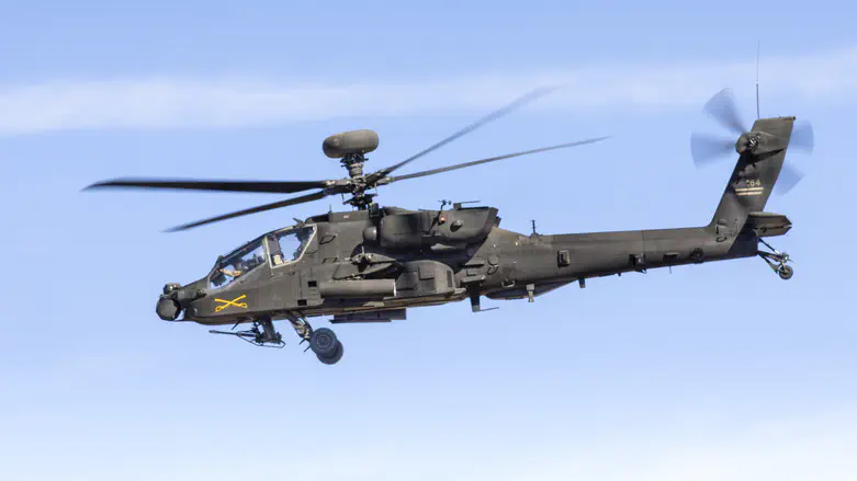 Fort Hood Apache helicopter crash kills two soldiers in Texas