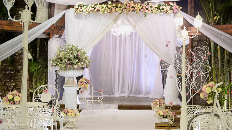 In 7 days, a bride and groom will stand alone at the chuppah