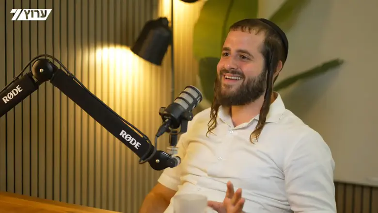 המוזיקאי החסידי שהתגייס למרות הפטור