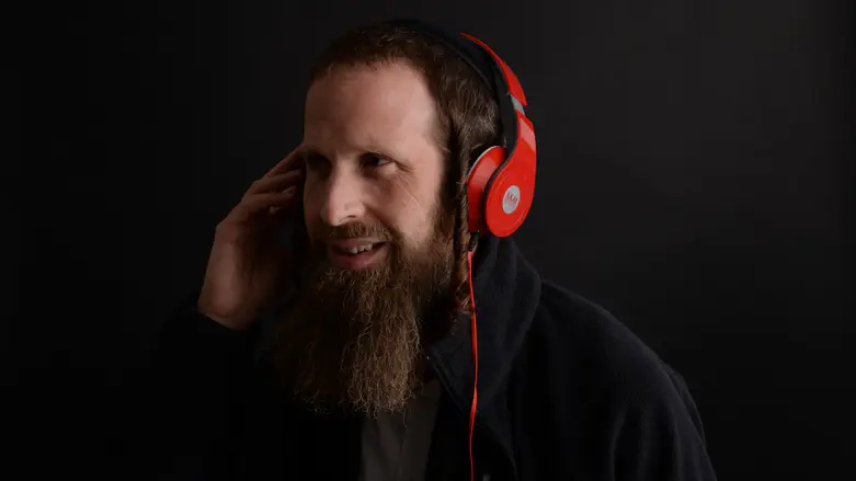 חיים גולד משיק: "ניגון של שתיקה"
