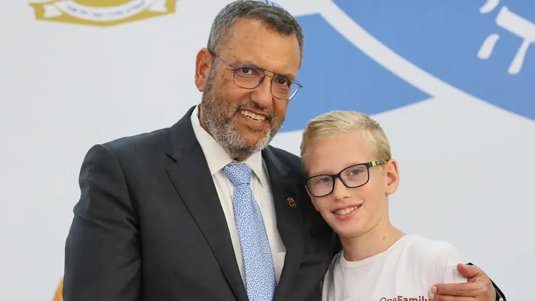 צילום: ארנון בוסאני המפגש המרגש של ראש העיר עם התלמידים