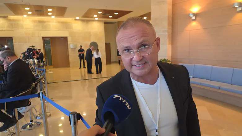 «Наше государство рушится изнутри!»