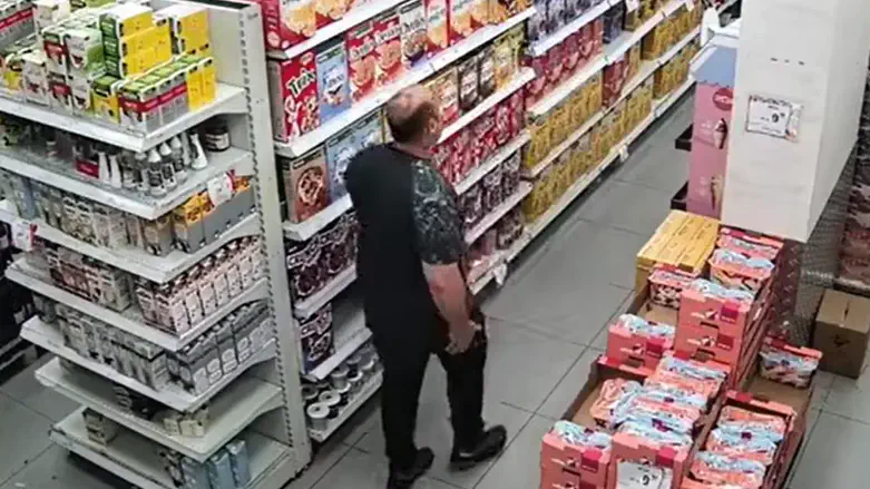 צילום: דוברות המשטרה כך פעל החשוד בהרעלת מחיות התינוקות