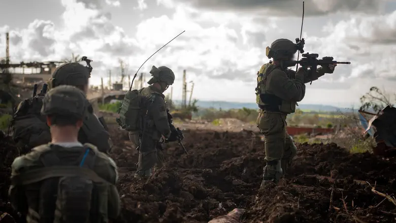 IDF spokesperson IDF strikes Hezbollah weapons depot