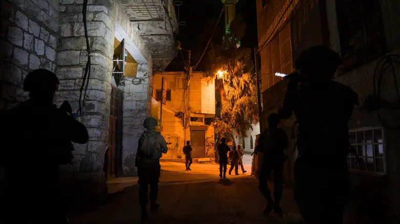 IDF spokesperson IDF arrests 40 terror suspects in sweeping raids